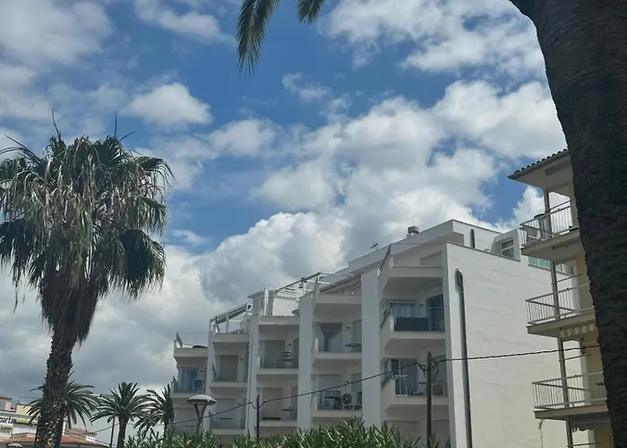 For A Stay Regueral Mar